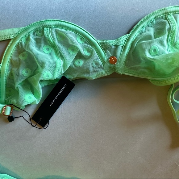 Lounge Underwear Lingerie Set - Picture 6 of 6